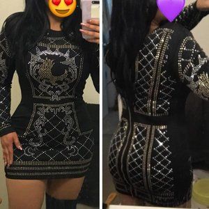 Perfect NYE Dress: Black Studded Casual Mini Dress with Zipper- M